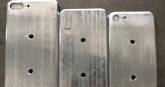 Supposed iphone 8 iphone 7s and iphone 7s plus molds revealed side by side