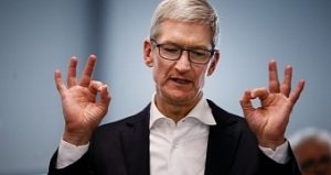 Apple s ceo made so much money this year he s now forced to use a private plane