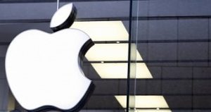 Software is dragging down apple despite hardware innovation